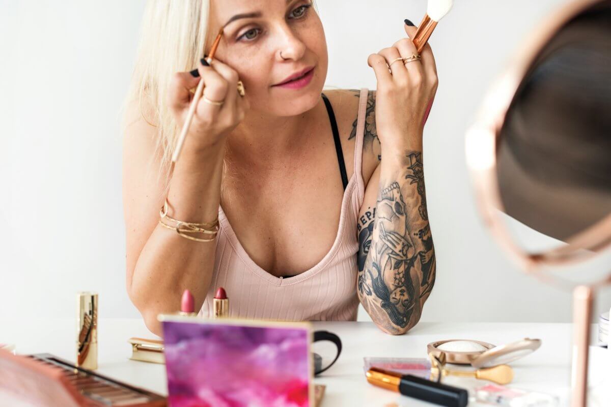 Beherrschen die Maskenbildner immer noch den Markt mit Fotoretusche