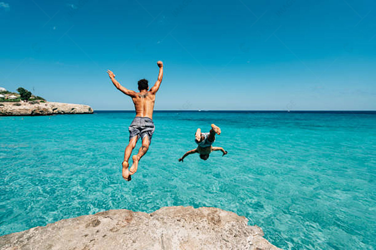 Adventurous Photoshoot at the Beach