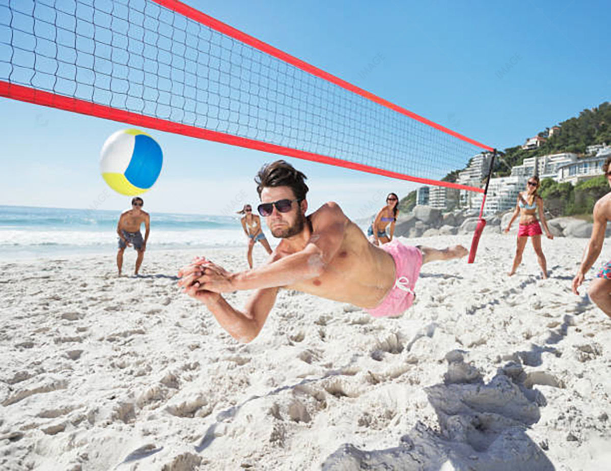 Frame Friendship at Beach